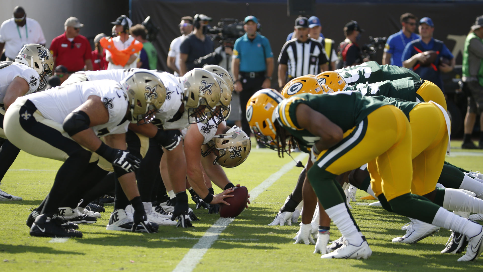Packers Saints Football